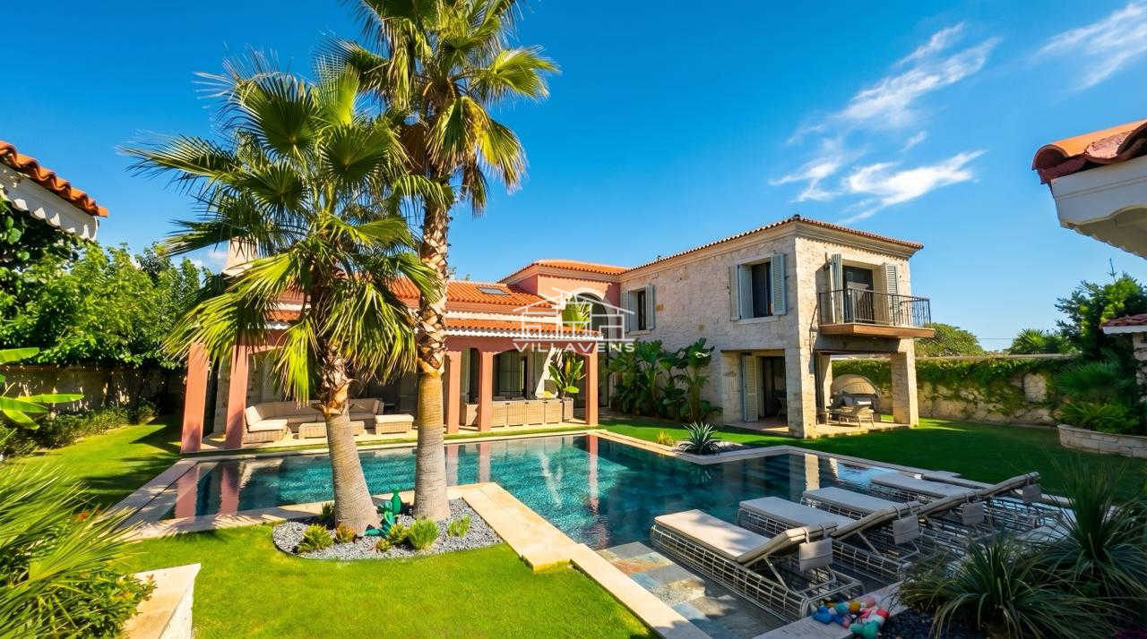 İZMİR MAMURBABA'DA ULTRA LÜKS, TAM MÜSTAKİL MALİKANE