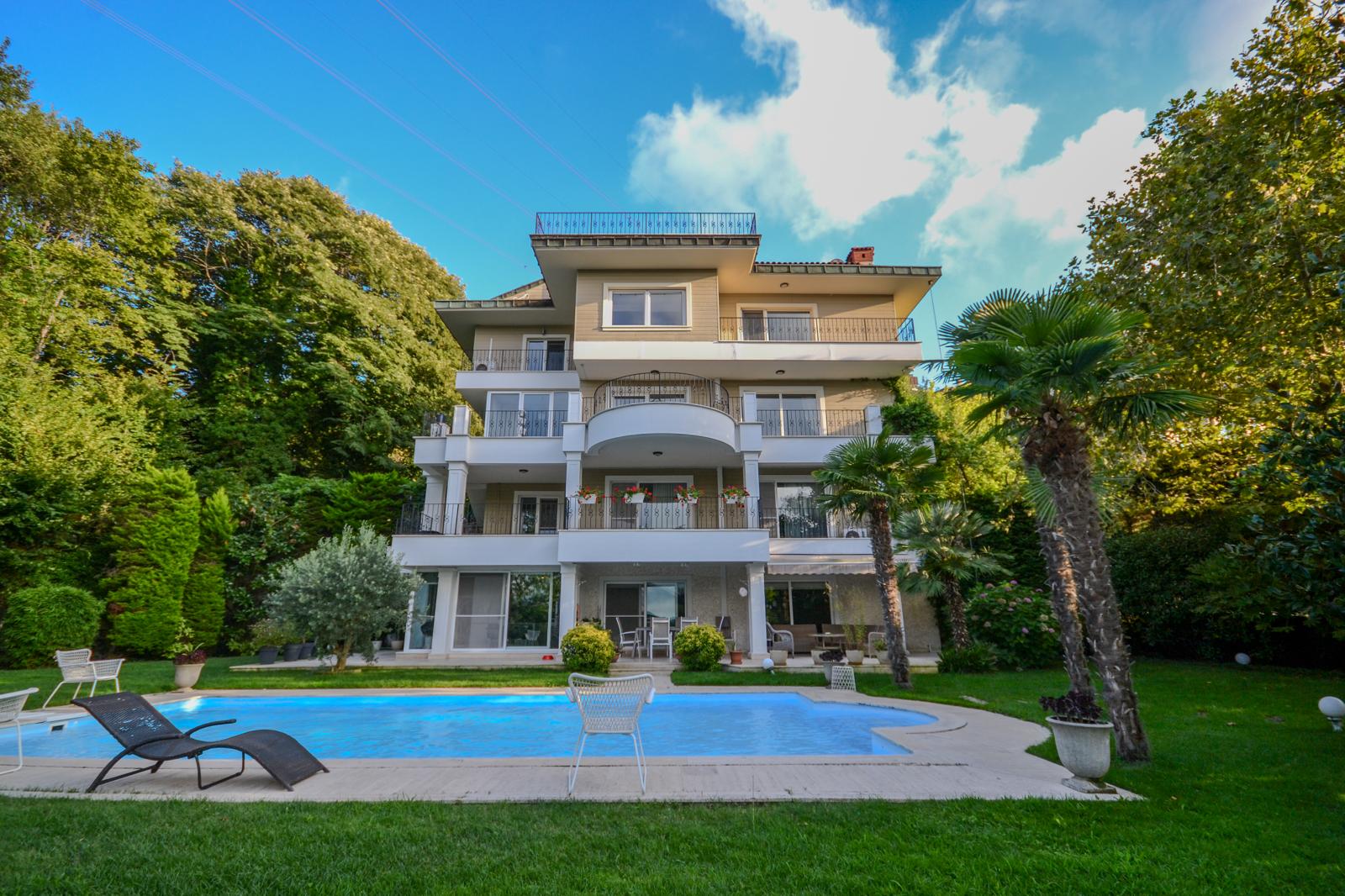 ACARKENT’TE NADİR BİR AYRICALIK  2.000 m² KORU BAHÇELİ  HAVUZLU B REVİZYON VİLLA